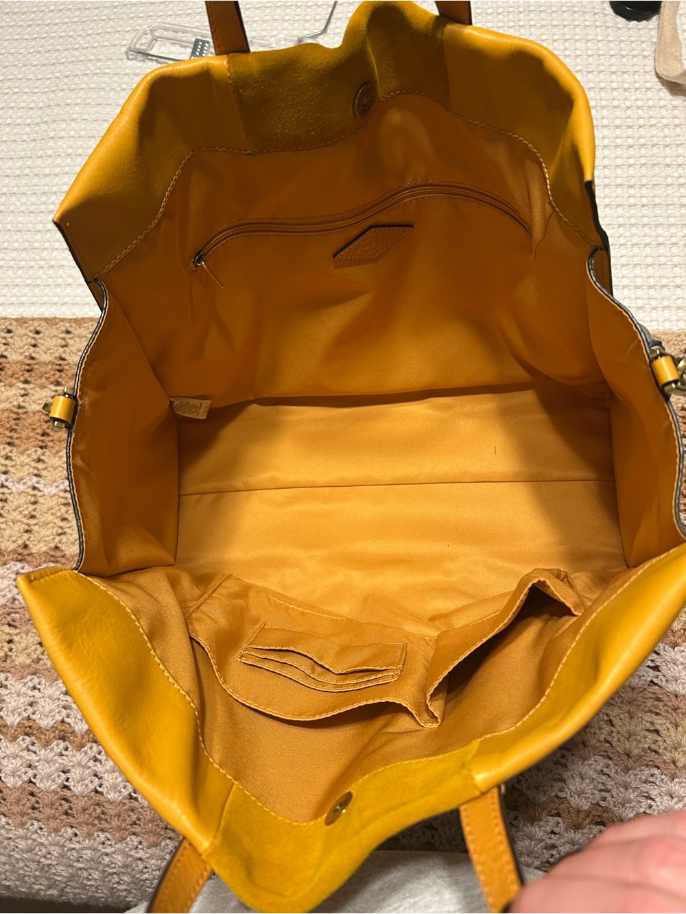 Fossil Carmen Large Tote Mustard Gold - Picture 7 of 8